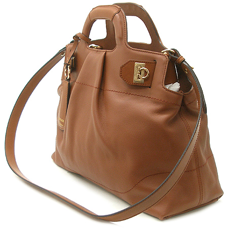 Ferragamo(��󰡸�) 21 C537 ���� ���� ��Ʈ�� + ��� ��Ʈ�� [�̾�������] �̹���3 - ���̺��� �߰���ǰ