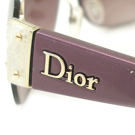 Dior(ũ����î���) ���� �ΰ� ��� �ݹ��� ���۶� �̹���5 - ���̺��� �߰���ǰ