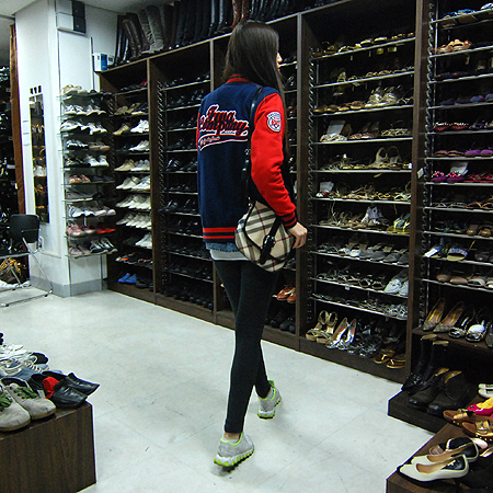Burberry(������) ��� üũ ũ�ν��� �̹���6 - ���̺��� �߰���ǰ