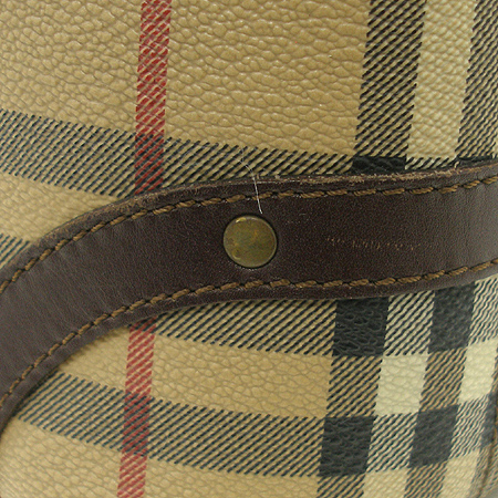 Burberry(������) Ŭ����üũ PVC �̴� �ٰ� ��Ʈ�� �̹���5 - ���̺��� �߰���ǰ