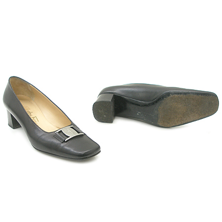 Ferragamo(��󰡸�) �ٶ� ��� ������ ������ ���� �̹���2 - ���̺��� �߰���ǰ