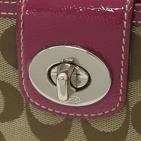 Coach(��ġ) �ñ׳�ó �ڰ��� ������ �̹���2 - ���̺��� �߰���ǰ