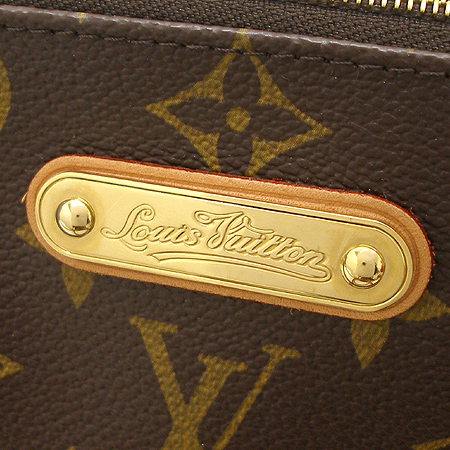 Louis Vuitton(���̺���) M95567 ���׷� ĵ���� ���� Ŭ��ġ 2WAY [��������] �̹���4 - ���̺��� �߰���ǰ