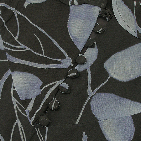 ZARA(�ڶ�) ���ǽ� �̹���3 - ���̺��� �߰���ǰ