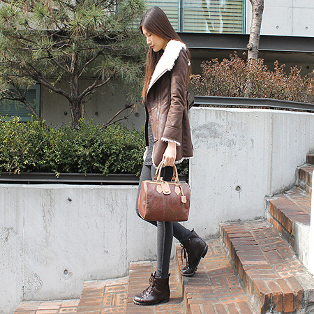 Etro(��Ʈ��) ������ PVC ������ ��Ʈ�� �̹���7 - ���̺��� �߰���ǰ