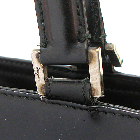 Ferragamo(��󰡸�) ���� ��ġ�� ��� ���� ���� ��Ʈ�� �̹���4 - ���̺��� �߰���ǰ