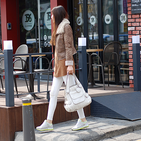 Loewe(�ο���) �ݷ��� ũ�� ���� ��Ʈ�� �̹���7 - ���̺��� �߰���ǰ