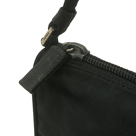 Prada(�����) �ﰢ�ΰ� �к긯 �Ŀ�ġ ����� [�б�����������2ȣ��] �̹���3 - ���̺��� �߰���ǰ