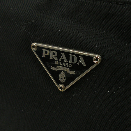 Prada(�����) �ﰢ�ΰ� �к긯 �Ŀ�ġ ����� [�б�����������2ȣ��] �̹���4 - ���̺��� �߰���ǰ