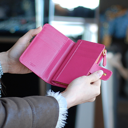 Prada(�����) 1M1225 SAFFIANO METAL ¤�� ������ [��������] �̹���5 - ���̺��� �߰���ǰ
