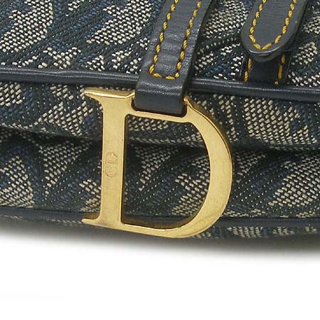 Dior(ũ����î���) �ΰ� �ڰ��� ���� ����� �̹���4 - ���̺��� �߰���ǰ