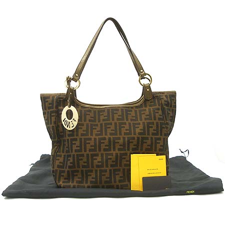 Fendi(���) 8BH187 FF�ΰ� �к긯 ����� [�б�������] �̹���2 - ���̺��� �߰���ǰ