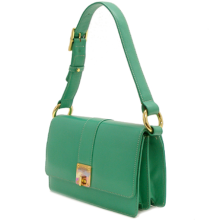 MCM(������) ���� �ΰ� ��� ���޶��� �÷� ����� �̹���3 - ���̺��� �߰���ǰ