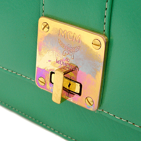 MCM(������) ���� �ΰ� ��� ���޶��� �÷� ����� �̹���4 - ���̺��� �߰���ǰ