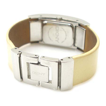 DKNY(����ī��) NY4307 �簢 �Ҵ�Ʈ �ð� �̹���4 - ���̺��� �߰���ǰ