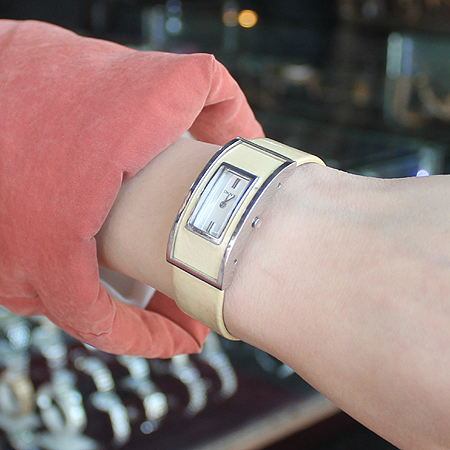 DKNY(����ī��) NY4307 �簢 �Ҵ�Ʈ �ð� �̹���6 - ���̺��� �߰���ǰ