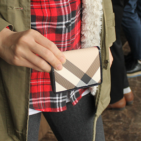 Burberry(������) 37994181 �� ��� üũ ���� ���� �̹���6 - ���̺��� �߰���ǰ