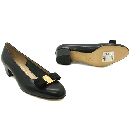 Ferragamo(��󰡸�) FH301077 7H �������� ���� VARA �ٶ� ��ķΰ� ������ ���� [��������] �̹���3 - ���̺��� �߰���ǰ