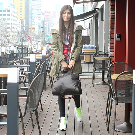 Bally(�߸�) TALINDA ��ũ����� �Ｑ��Ƽġ 2WAY �̹���5 - ���̺��� �߰���ǰ