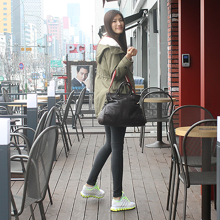 Bally(�߸�) TALINDA ��ũ����� �Ｑ��Ƽġ 2WAY �̹���6 - ���̺��� �߰���ǰ