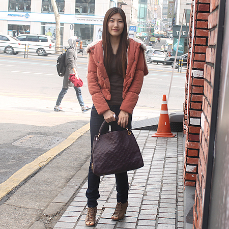Louis Vuitton(���̺���) M93828 ���׷� �������� AUBE(����) MM ����� [�б�������] �̹���6 - ���̺��� �߰���ǰ