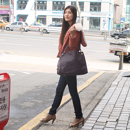 Louis Vuitton(���̺���) M93828 ���׷� �������� AUBE(����) MM ����� [�б�������] �̹���7 - ���̺��� �߰���ǰ