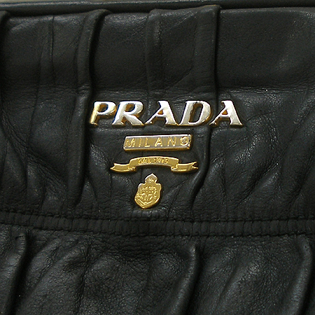 Prada(�����) BN1636 ���� ���� �ĵ��� NERO ��Ʈ�� �̹���4 - ���̺��� �߰���ǰ