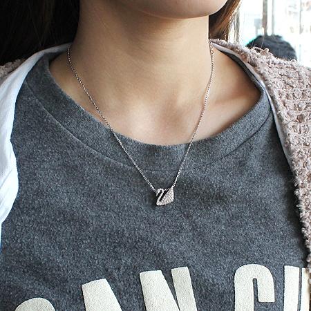 Swarovski(���ͷκ꽺Ű) ���� ��� �Ҵ�Ʈ ����� �̹���6 - ���̺��� �߰���ǰ
