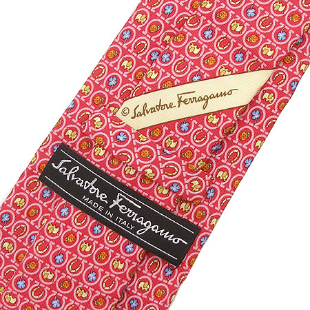 Ferragamo(��󰡸�) 100% ��ũ ��Ÿ�� �̹���3 - ���̺��� �߰���ǰ