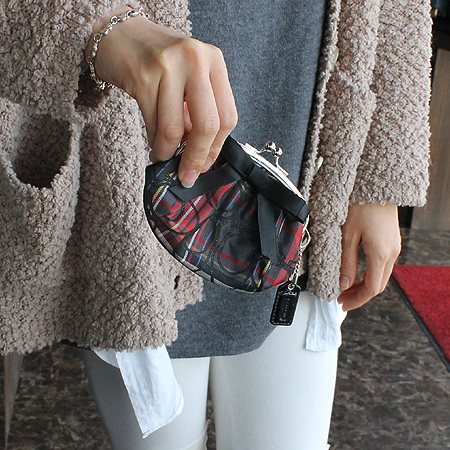 Coach(��ġ) �ñ׳�ó üũ �к긯 ���� ��� ���� ���� [�̾�������] �̹���5 - ���̺��� �߰���ǰ