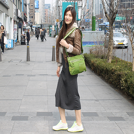 Bally(�߸�) CEDOBRI �к긯 �׸� ũ�ν��� �̹���5 - ���̺��� �߰���ǰ