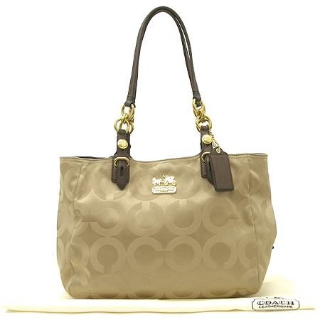 Coach(��ġ) 15758 �ñ׳�ó �ڰ��� ����� �̹���2 - ���̺��� �߰���ǰ