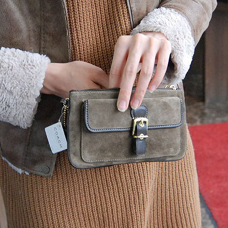 Coach(��ġ) �����̵� �Ŀ�ġ Ŭ��ġ �̹���7 - ���̺��� �߰���ǰ