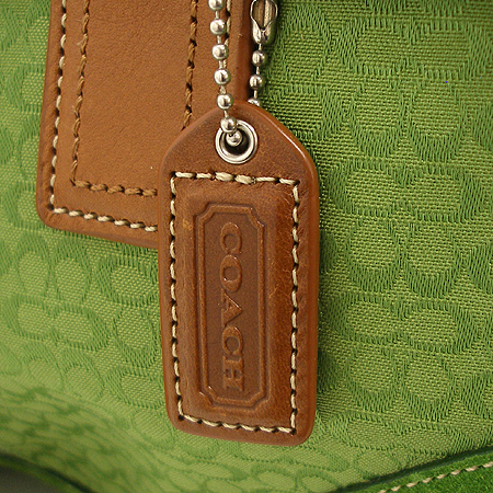 Coach(��ġ) F10929 �ñ׳��� �ΰ� �׸� �����̵� ��Ʈ�� �̹���5 - ���̺��� �߰���ǰ