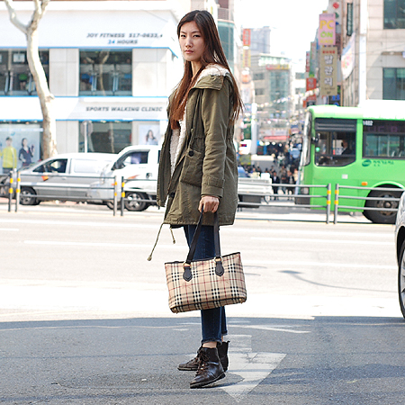 Burberry(������) 32009771 ���̸��� Ŭ���� üũ �̵�� ��Ʈ�� �̹���6 - ���̺��� �߰���ǰ