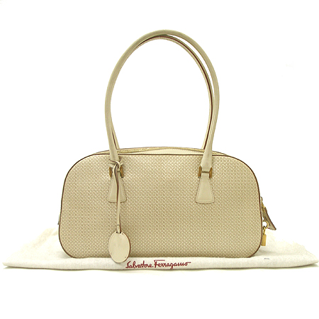 Ferragamo(��󰡸�) 21 2340 ��ġ�� �ΰ� ��� ��Ʈ�� �̹���2 - ���̺��� �߰���ǰ