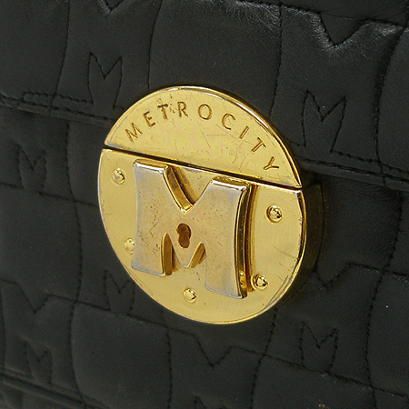 Metrocity(��Ʈ�ν�Ƽ) �������� ���� ����ΰ� ����� + ü������Ʈ�� �̹���4 - ���̺��� �߰���ǰ