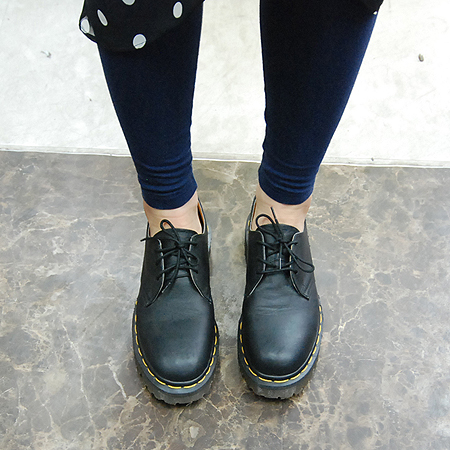DR.MARTENS (���͸�ƾ) ���� ���� ������ ��Ŀ �̹���6 - ���̺��� �߰���ǰ