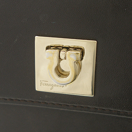 Ferragamo(��󰡸�) 22 0779 ��ũ����� ���尣ġ�Ϸΰ� ������ �̹���2 - ���̺��� �߰���ǰ