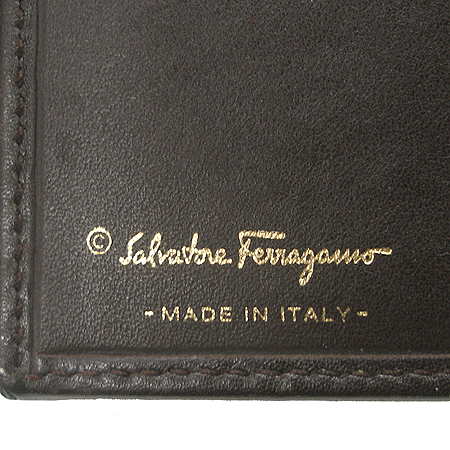 Ferragamo(��󰡸�) 22 0779 ��ũ����� ���尣ġ�Ϸΰ� ������ �̹���4 - ���̺��� �߰���ǰ