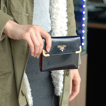 Prada(�����) ���� �ΰ� ���� ���̴�Ʈ 3�� ������ [�б�������] �̹���6 - ���̺��� �߰���ǰ