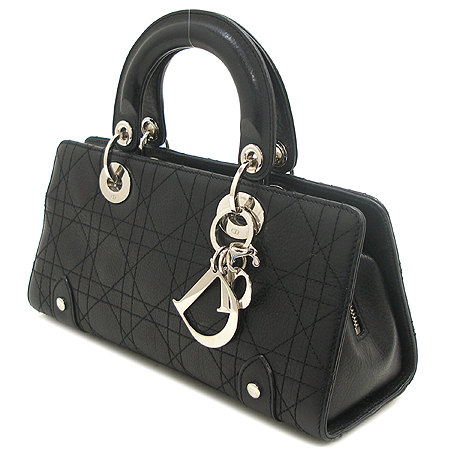 Dior(ũ����î���) ��� ���� ���� ���� ��Ʈ�� [�д����] �̹���2 - ���̺��� �߰���ǰ