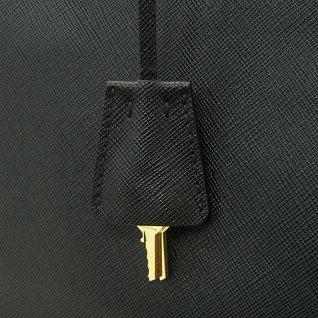Prada(�����) BN2061 ���ǾƳ� ��Ʈ�� + ��� ��Ʈ�� �̹���5 - ���̺��� �߰���ǰ