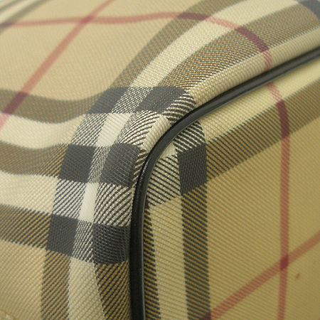Burberry(������) Ŭ���� üũ PVC ��Ʈ�� �̹���4 - ���̺��� �߰���ǰ