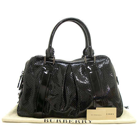 Burberry(������) HBA750 ���μ� ���� ���̴�Ʈ ���� �� ��Ʈ�� [�б�������] �̹���2 - ���̺��� �߰���ǰ