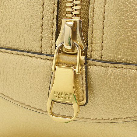 Loewe(�ο���) �ΰ� ���� ��Ʈ�� �̹���3 - ���̺��� �߰���ǰ
