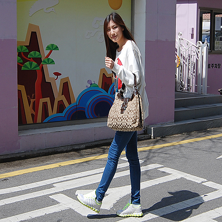 Coach(��ġ) 17403 �ñ׳�ó �ڰ��� ����� �̹���7 - ���̺��� �߰���ǰ