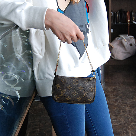 Louis Vuitton(���̺���) M58009 ���׷� ĵ���� �̴� ����Ʈ �Ǽ����� �Ŀ�ġ�� �̹���6 - ���̺��� �߰���ǰ