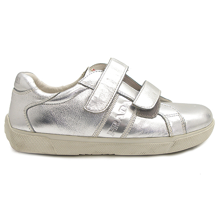 Prada(�����) �ǹ� ��Ż�� ���� ������ ����Ŀ�� �̹���3 - ���̺��� �߰���ǰ