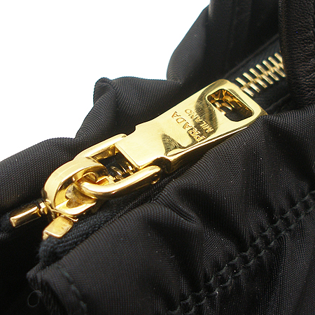 Prada(�����) BN2284 �ﰢ �ΰ� �к긯 ��Ʈ��+�����Ʈ�� [��������] �̹���4 - ���̺��� �߰���ǰ